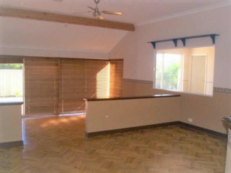 5 Livonia Place, Two Rocks WA 6037