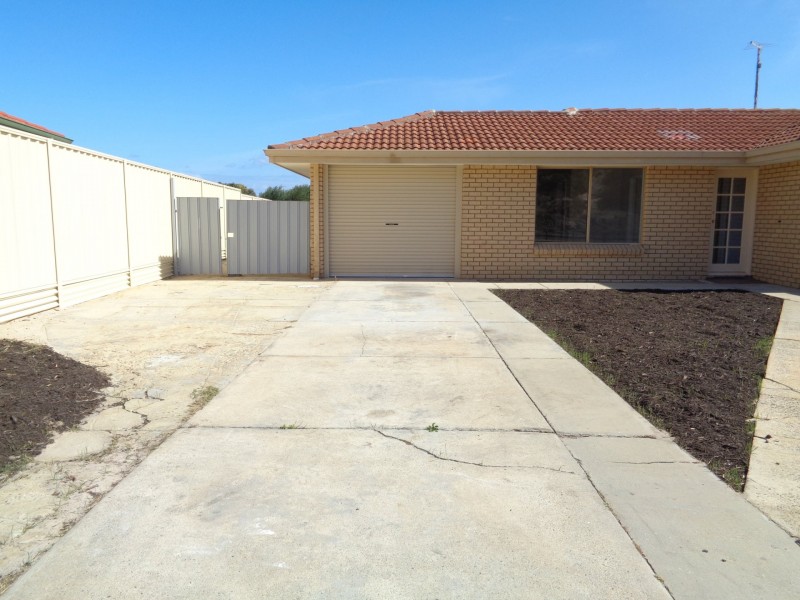 86 Damepattie Drive, Two Rocks WA 6037
