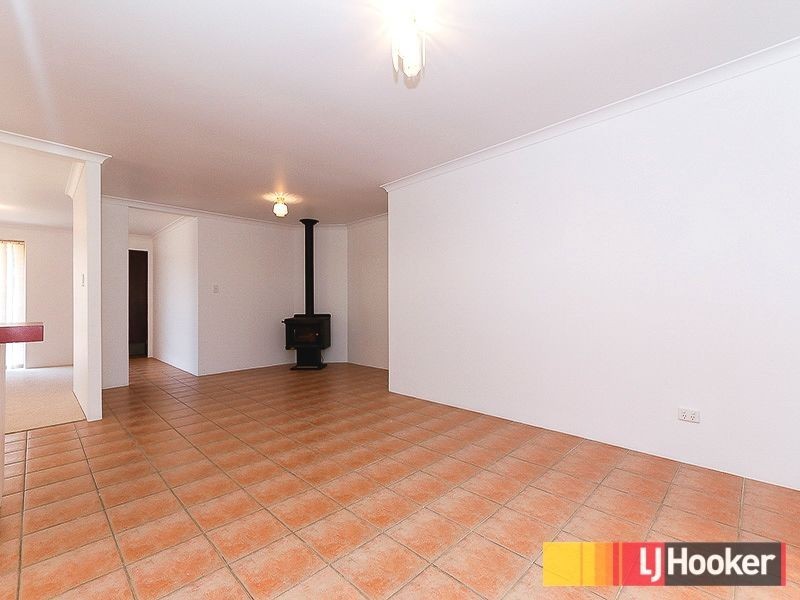 9 Caley Place, Two Rocks WA 6037