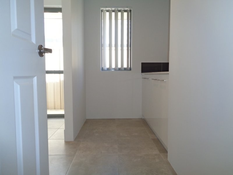 13 Thistle Way, Two Rocks WA 6037