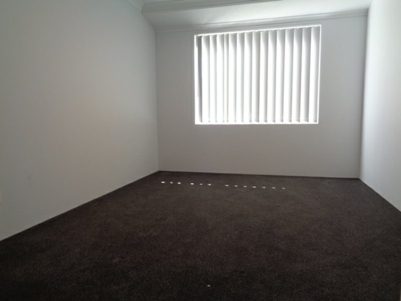 13 Thistle Way, Two Rocks WA 6037