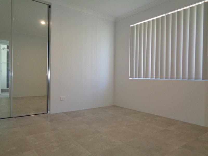 13 Thistle Way, Two Rocks WA 6037