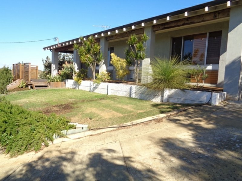 5 Whitfield Drive, Two Rocks WA 6037