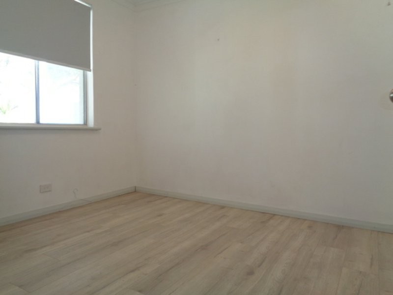 5 Whitfield Drive, Two Rocks WA 6037