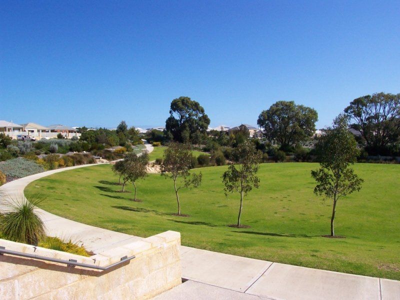 21 Chittick Way, Yanchep WA 6035
