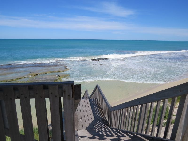 12 Tenggara Avenue, Two Rocks WA 6037