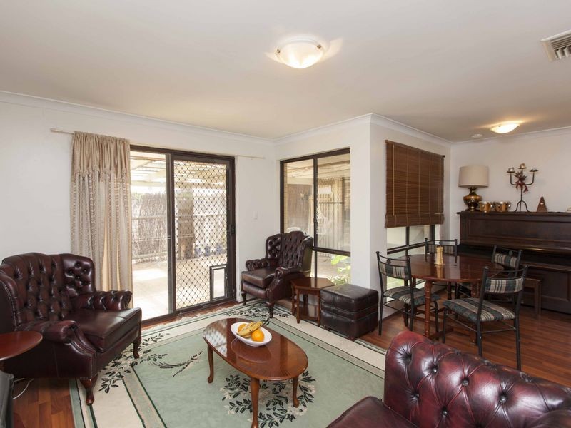 1 Genesta Place, Two Rocks WA 6037