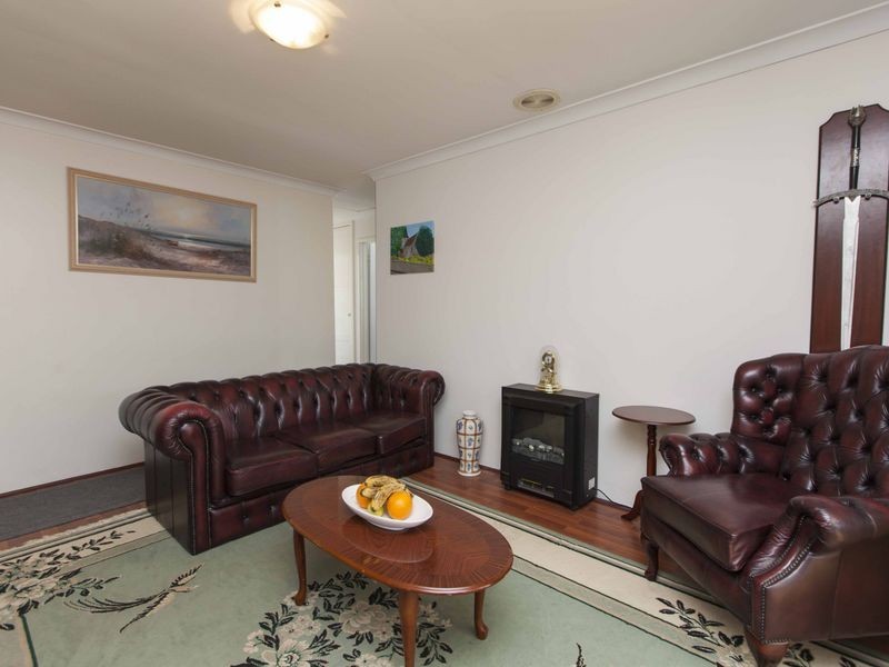 1 Genesta Place, Two Rocks WA 6037