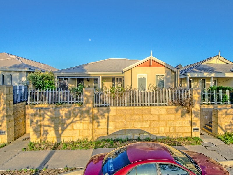 48 Beachside Parade, Yanchep WA 6035