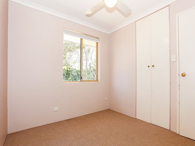 44B Leichhardt Drive, Two Rocks WA 6037