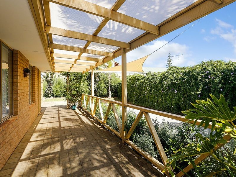 44B Leichhardt Drive, Two Rocks WA 6037