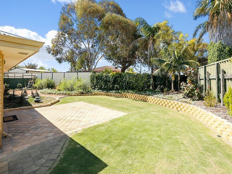 44B Leichhardt Drive, Two Rocks WA 6037