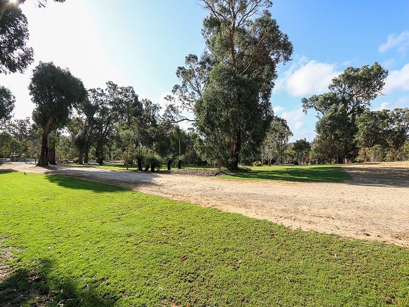 54 Bushwood Follow, Two Rocks WA 6037