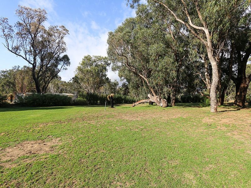 54 Bushwood Follow, Two Rocks WA 6037