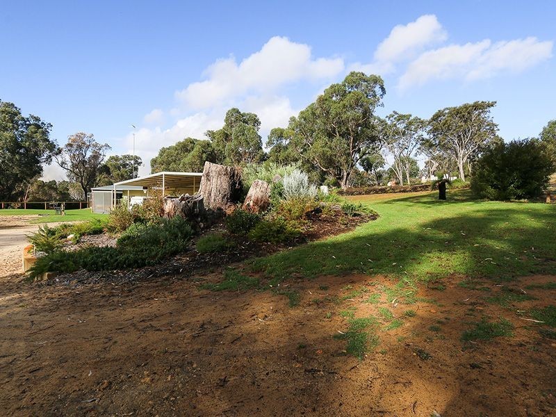 54 Bushwood Follow, Two Rocks WA 6037