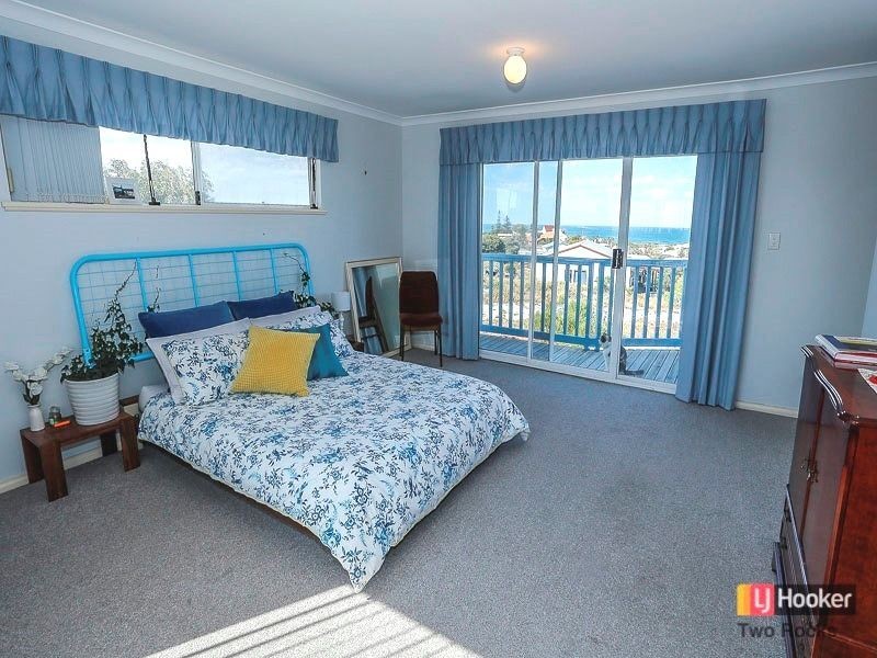 42 Hackney Way, Yanchep WA 6035