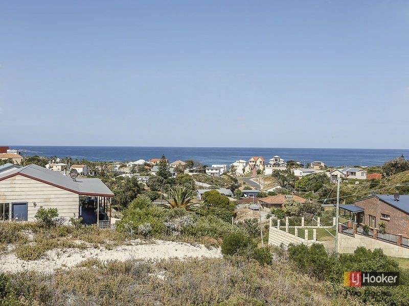 42 Hackney Way, Yanchep WA 6035