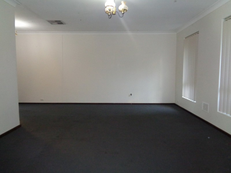 4 Kaiber Avenue, Yanchep WA 6035