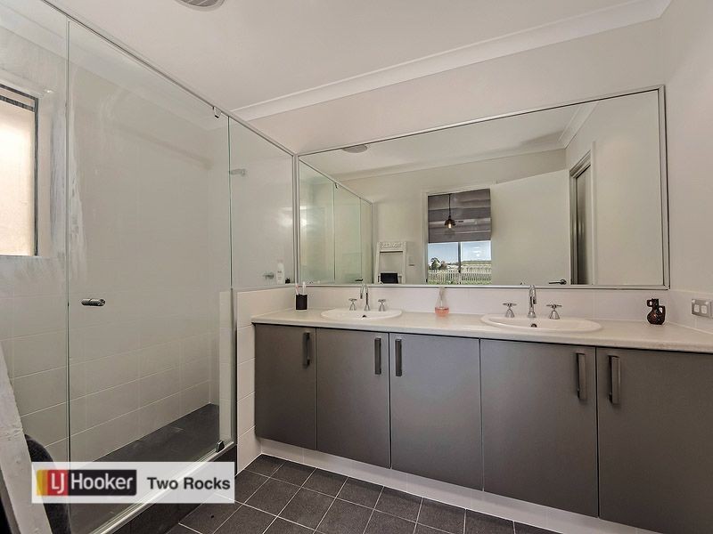 42 Spinifex Loop, Yanchep WA 6035