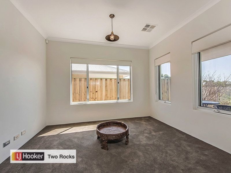 42 Spinifex Loop, Yanchep WA 6035