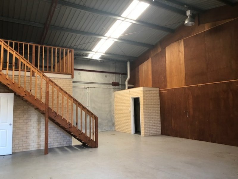 2 Bracknell Street, Yanchep WA 6035