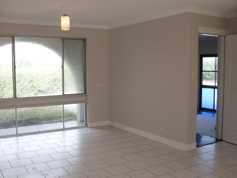 32 Whitfield Drive, Two Rocks WA 6037