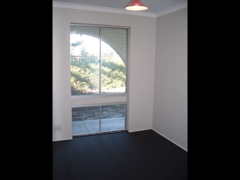 32 Whitfield Drive, Two Rocks WA 6037