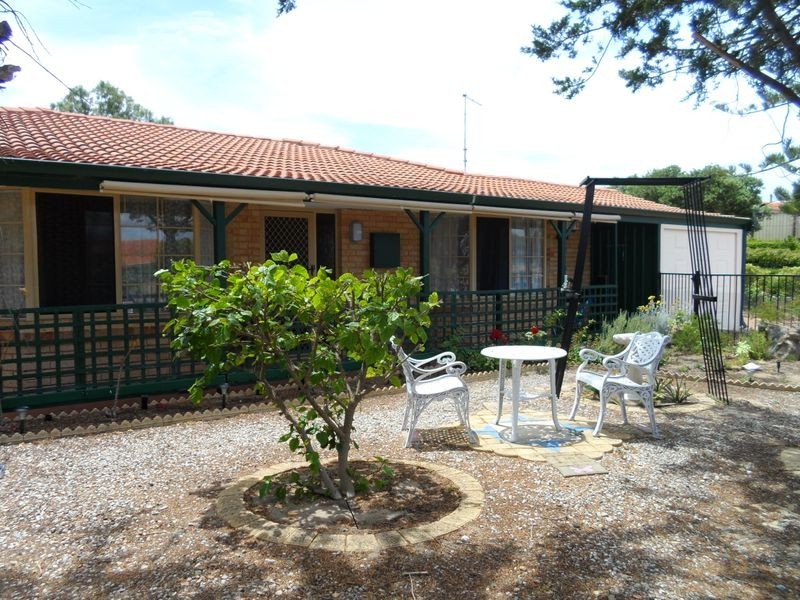 3A Charnwood Place, Two Rocks WA 6037