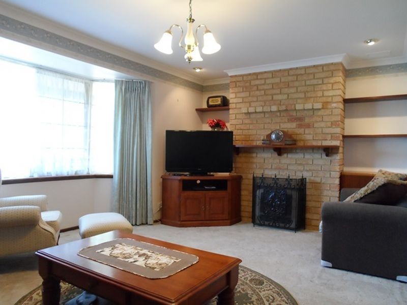 3A Charnwood Place, Two Rocks WA 6037