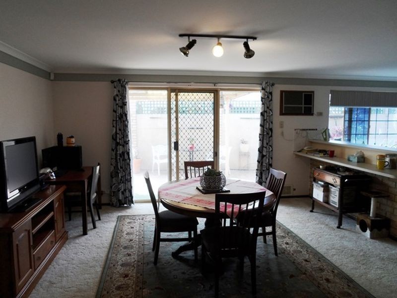 3A Charnwood Place, Two Rocks WA 6037