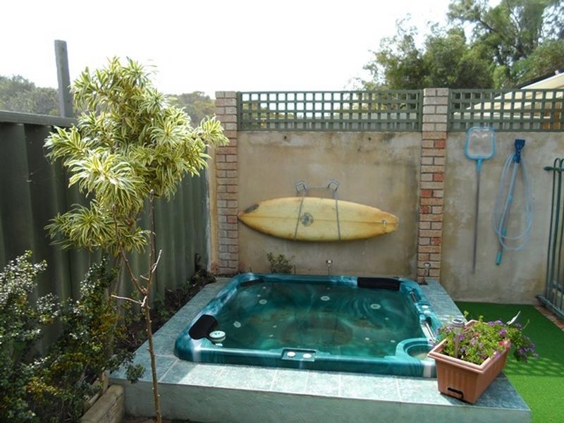 3A Charnwood Place, Two Rocks WA 6037