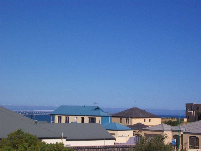 6 Harlequin Way, Yanchep WA 6035