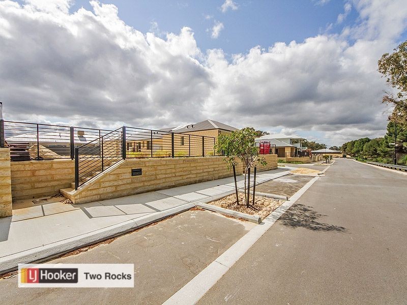 20 Bunker Cresent, Yanchep WA 6035