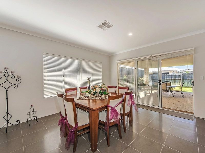 12 Current Street, Yanchep WA 6035