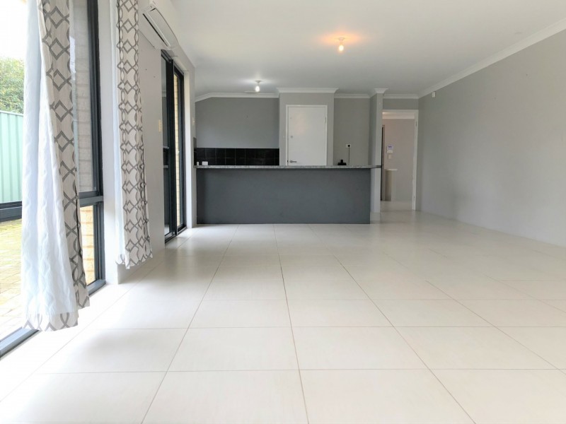 23 Frond Circuit, Banksia Grove WA 6031