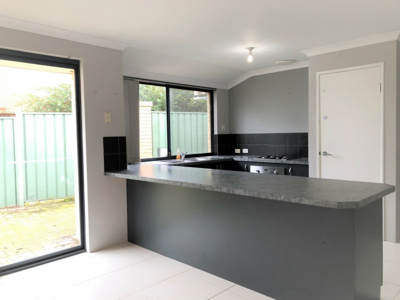 23 Frond Circuit, Banksia Grove WA 6031