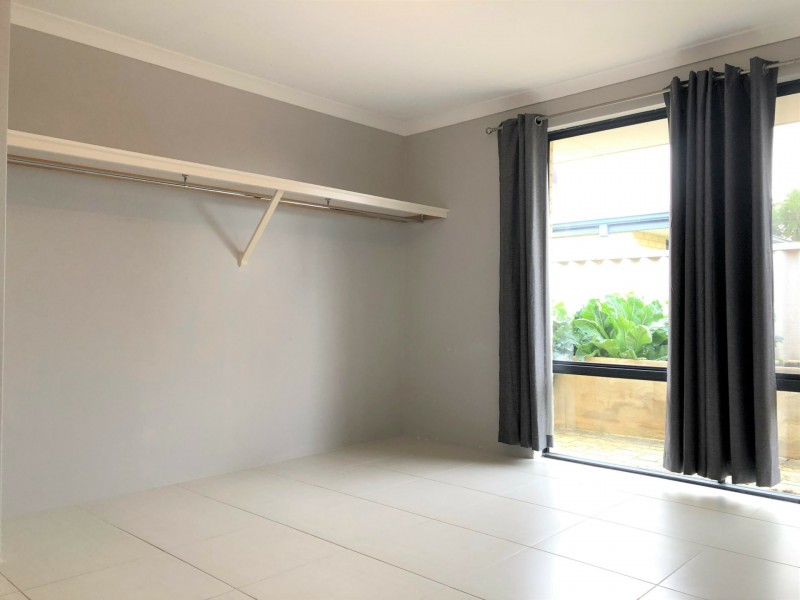 23 Frond Circuit, Banksia Grove WA 6031