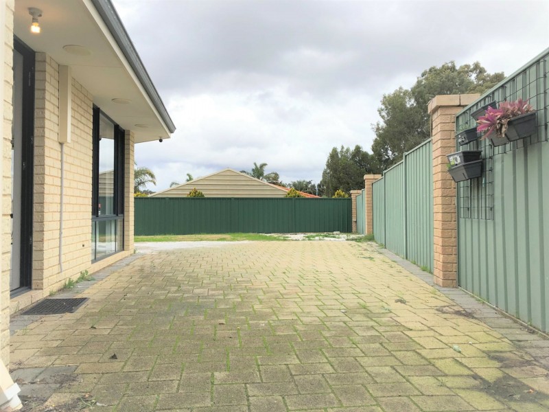 23 Frond Circuit, Banksia Grove WA 6031