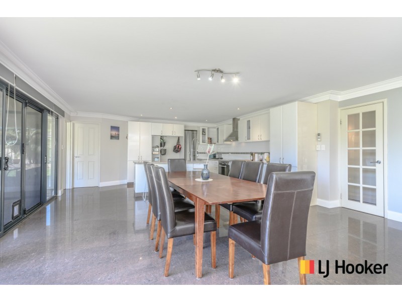 4 Le Buse Cove, Yanchep WA 6035