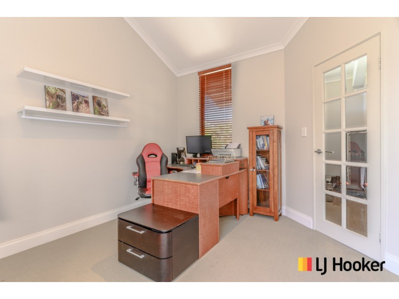 4 Le Buse Cove, Yanchep WA 6035