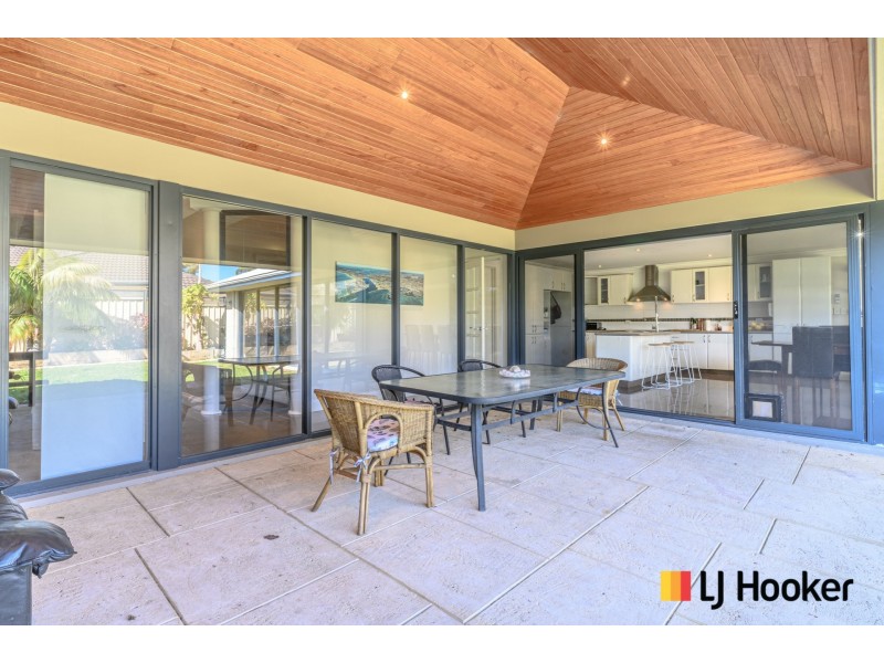 4 Le Buse Cove, Yanchep WA 6035