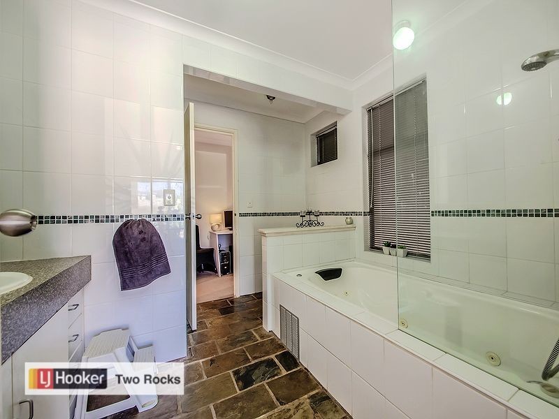 81 Lagoon Drive, Yanchep WA 6035