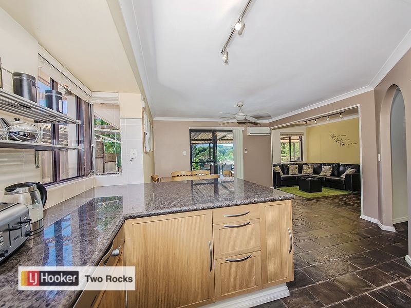 81 Lagoon Drive, Yanchep WA 6035