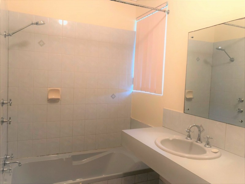 2 Asche Way, Two Rocks WA 6037