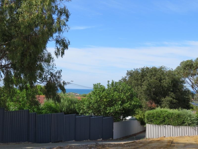 11 Evans Place, Two Rocks WA 6037