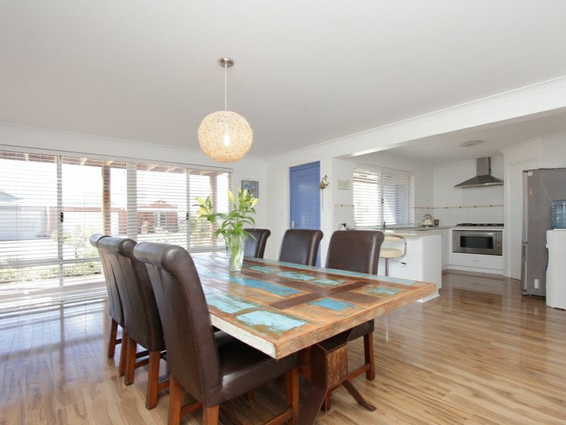 11 Clearview Street, Yanchep WA 6035