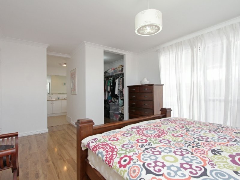 11 Clearview Street, Yanchep WA 6035