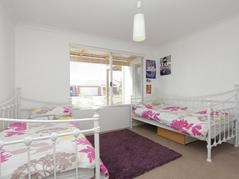 11 Clearview Street, Yanchep WA 6035