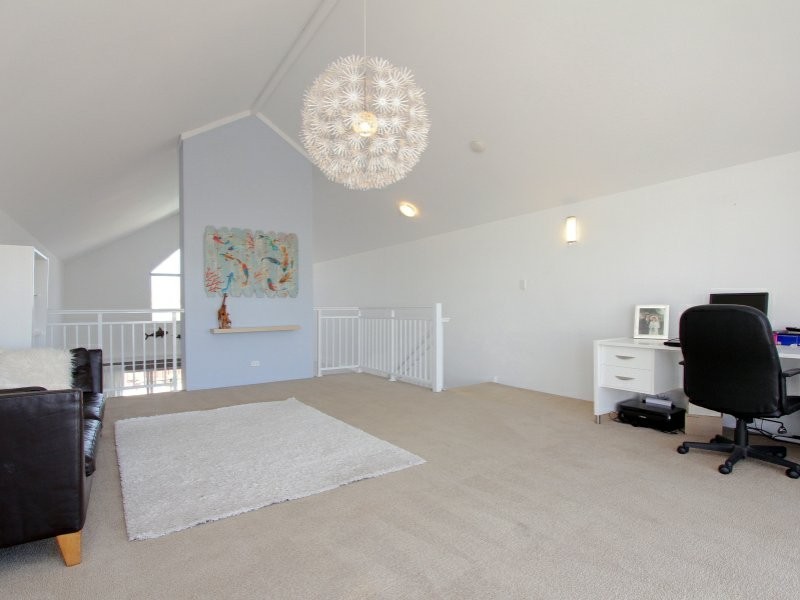 11 Clearview Street, Yanchep WA 6035