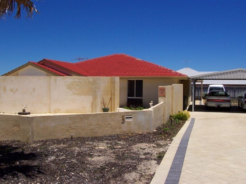 5 Gretel Court, Two Rocks WA 6037